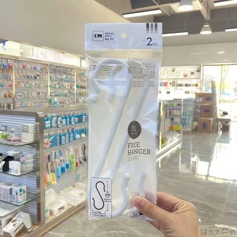 The Ultra-practical Oversized S-hook Is Suitable For A Variety Of Scenarios. They Are Powerful Load-bearing Storage Tools And Essential Items For Homes, Kitchens, And Bathrooms.